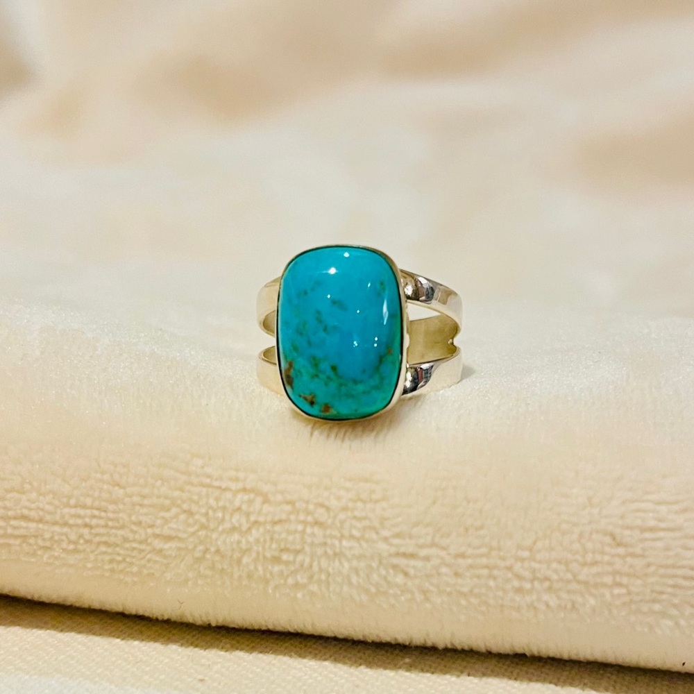 Turquoise Stone Silver Ring - Picture 11 of 11